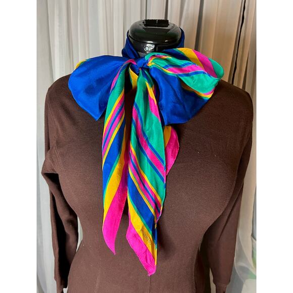 Liz Claiborne scarf oblong blue pink yellow - Picture 1 of 15